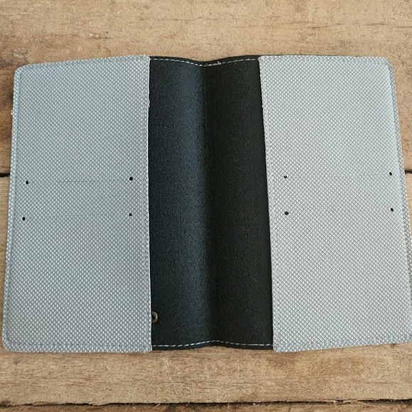 Light gray textured travel wallet, passport holder - Picture 2 of 3